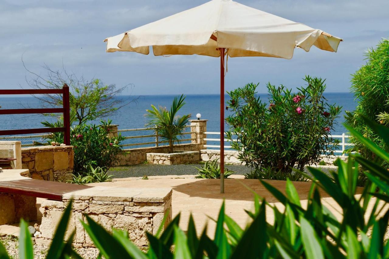 فيلا Casita Solemar Direkt Am Atlantik Calheta المظهر الخارجي الصورة